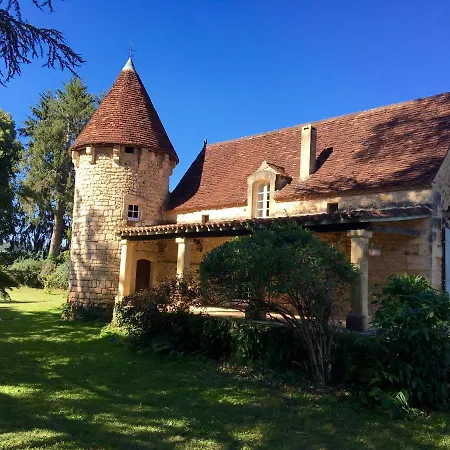 Le Petit Chateau - Adults Only
