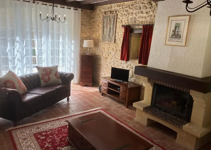 Le Petit Chateau - Adults Only *