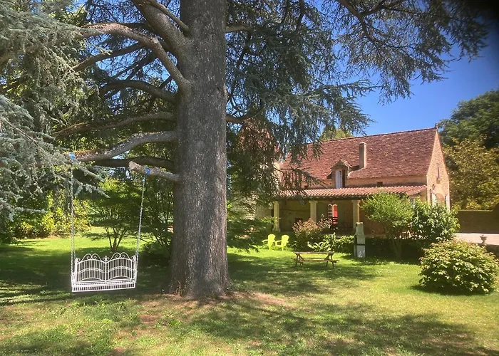 Le Petit Chateau - Adults Only בית נופש