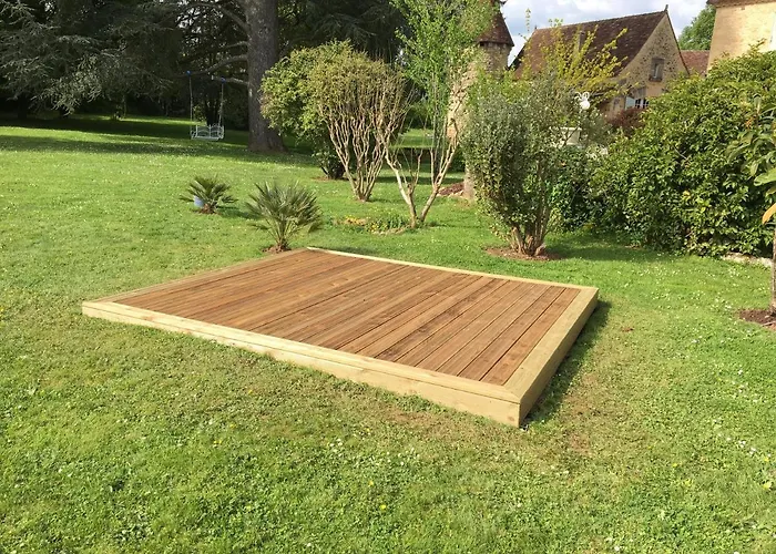 בית נופש Le Petit Chateau - Adults Only לה בוג