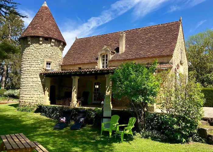 Le Petit Chateau - Adults Only *