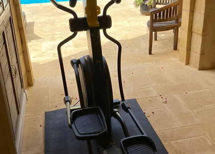 Le Petit Chateau - Adults Only * לה בוג